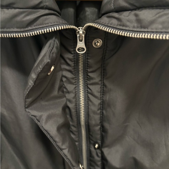 BCBG MAX AZRIA zipped jacket - Picture 9 of 11